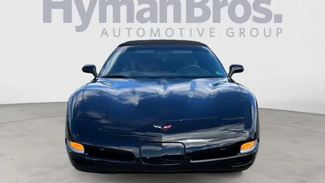 2004 Chevrolet Corvette Base
