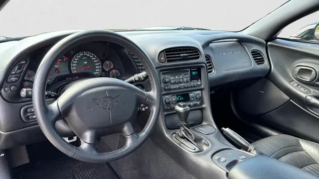 2004 Chevrolet Corvette Base