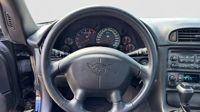 2004 Chevrolet Corvette Base