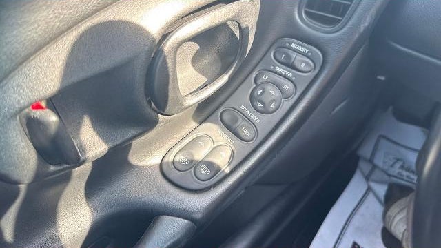 2004 Chevrolet Corvette Base