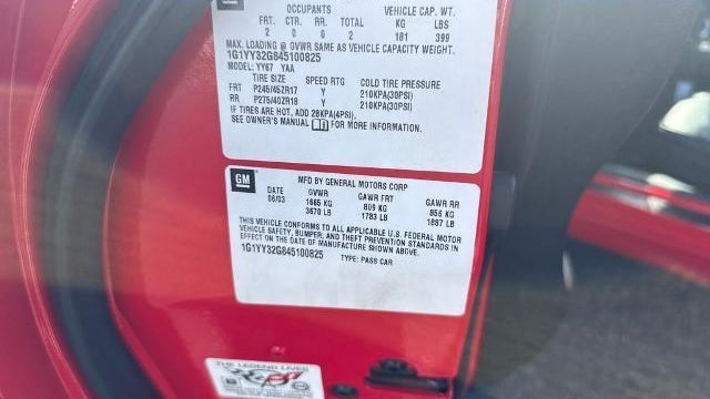 2004 Chevrolet Corvette Base