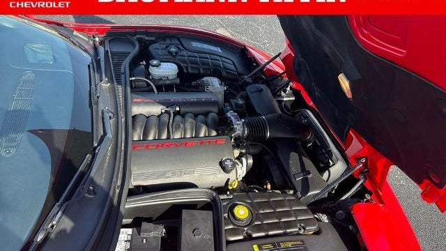 2004 Chevrolet Corvette Base