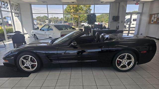 2001 Chevrolet Corvette Base