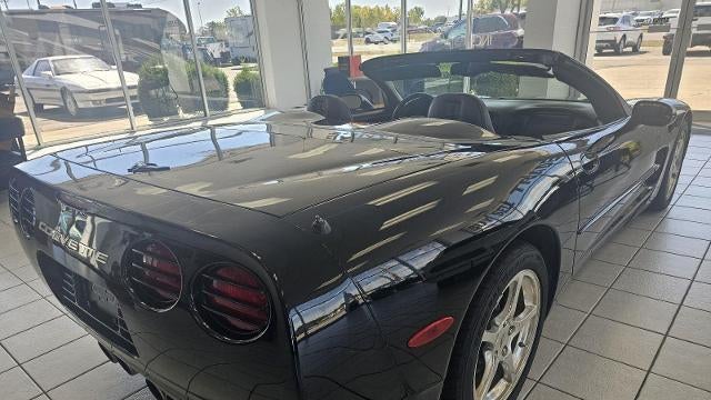 2001 Chevrolet Corvette Base