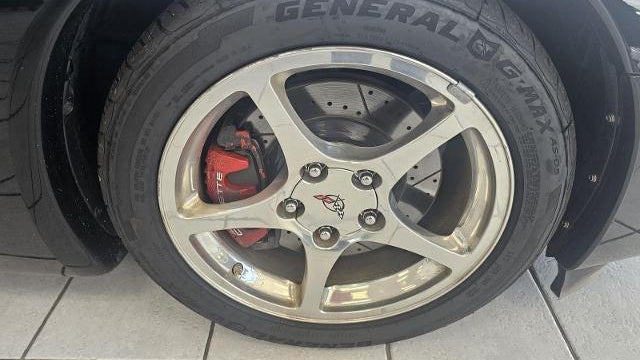 2001 Chevrolet Corvette Base
