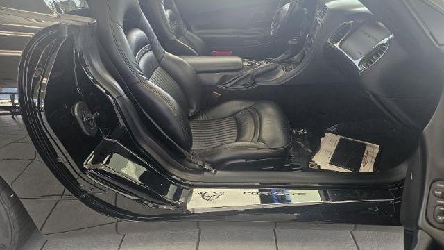 2001 Chevrolet Corvette Base