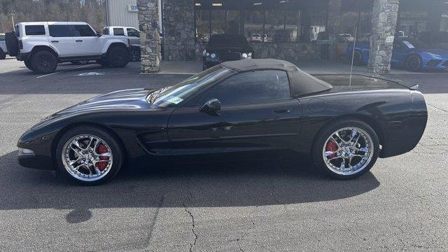 Preowned 2000 Chevrolet Corvette Base for Sale