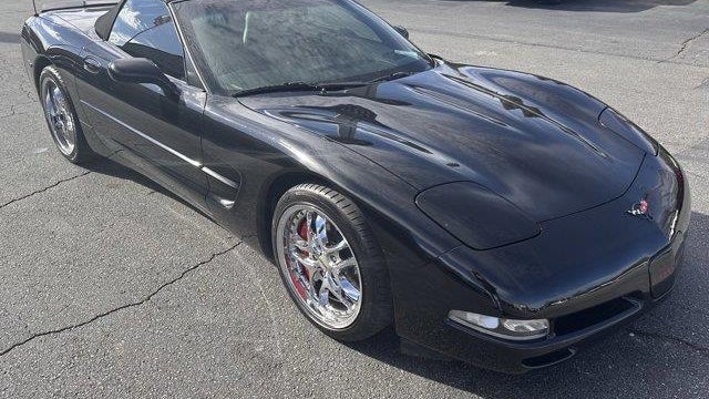 2000 Chevrolet Corvette Base