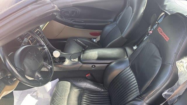 2000 Chevrolet Corvette Base