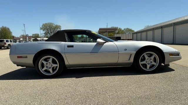 1996 Chevrolet Corvette Base