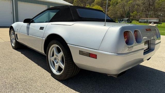 1996 Chevrolet Corvette Base