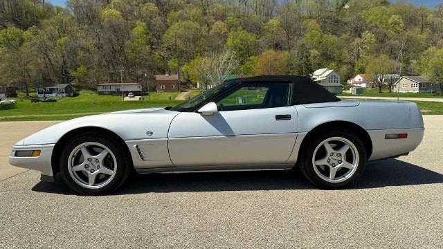 1996 Chevrolet Corvette Base