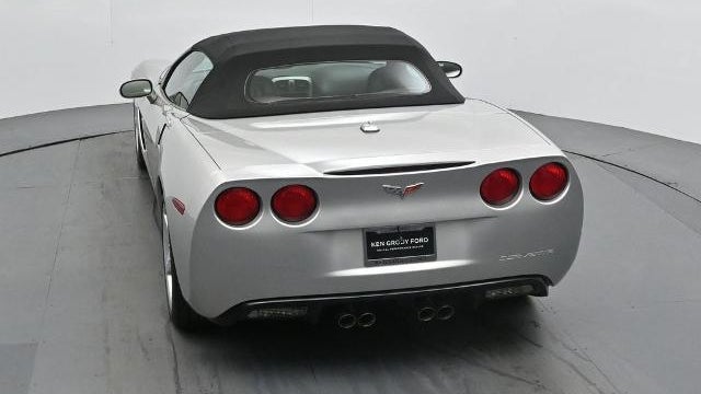 2005 Chevrolet Corvette Base