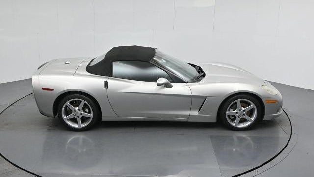 2005 Chevrolet Corvette Base