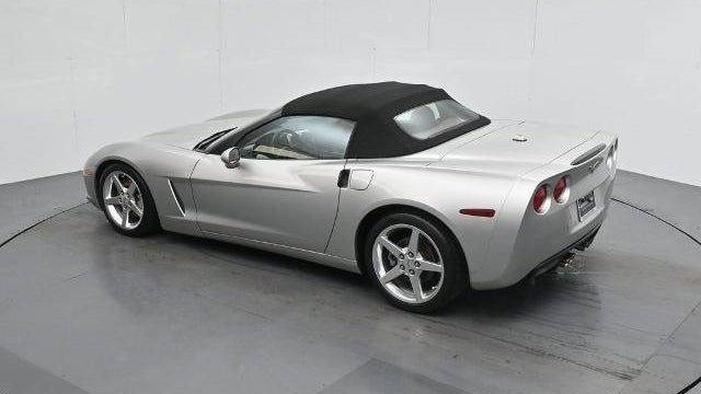 2005 Chevrolet Corvette Base
