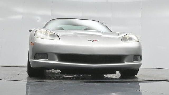 2005 Chevrolet Corvette Base