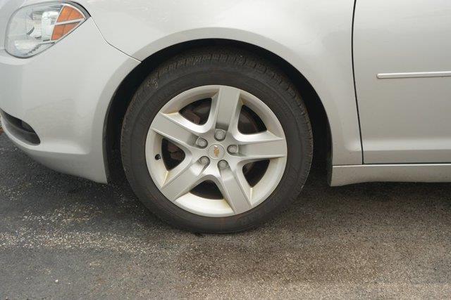 2011 Chevrolet Malibu - $7,000