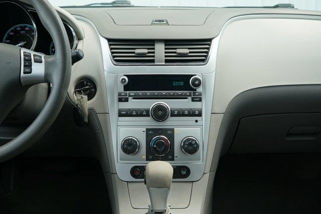 2011 Chevrolet Malibu - $7,000