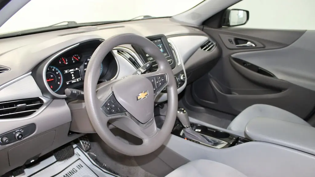 2017 Chevrolet Malibu LS