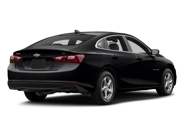 2017 Chevrolet Malibu - $11,885