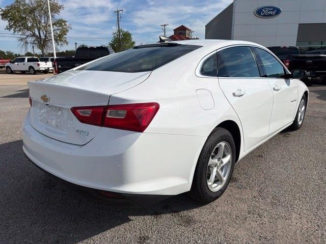 2018 Chevrolet Malibu - $8,911