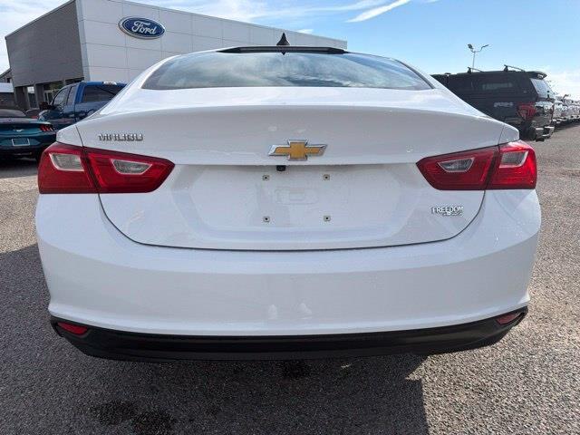 2018 Chevrolet Malibu - $8,911
