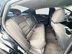 2016 Malibu Thumbnail 27