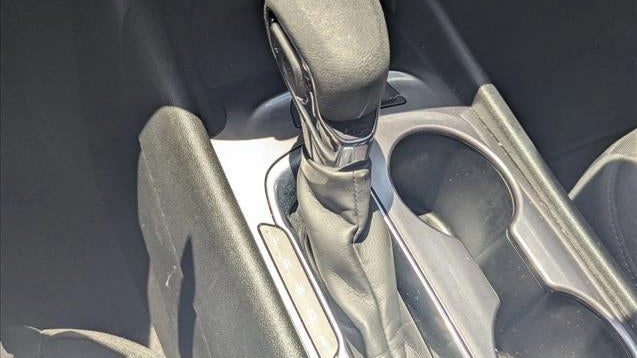 2022 Chevrolet Malibu LS