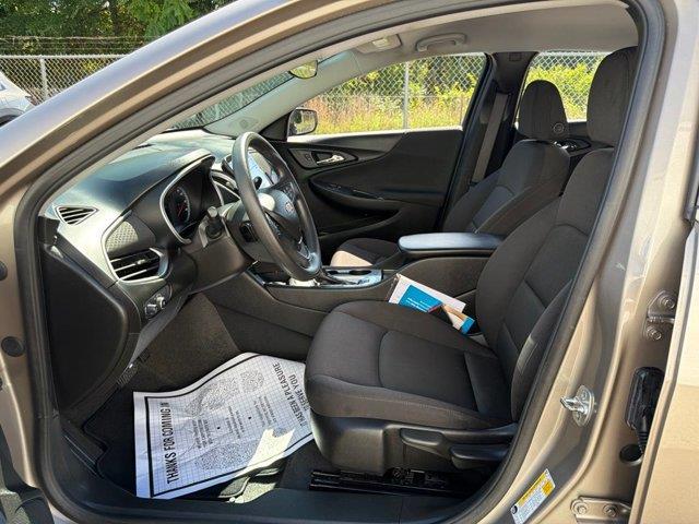 2025 Chevrolet Malibu - $21,298