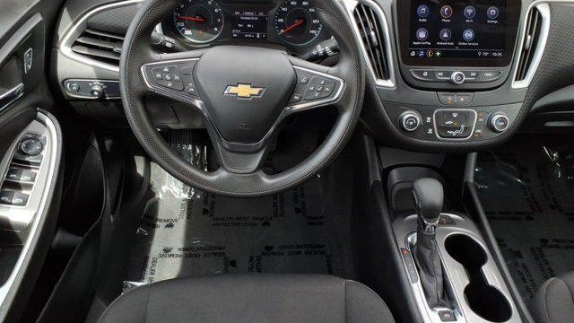 2025 Chevrolet Malibu LS