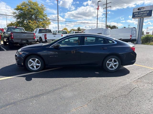 2016 Chevrolet Malibu - $11,844