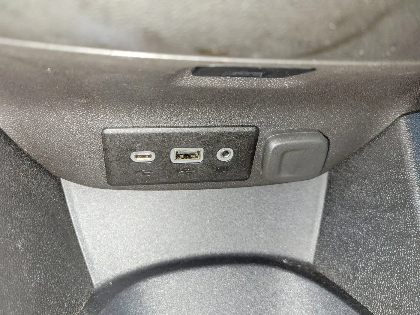2020 Chevrolet Malibu - $13,998