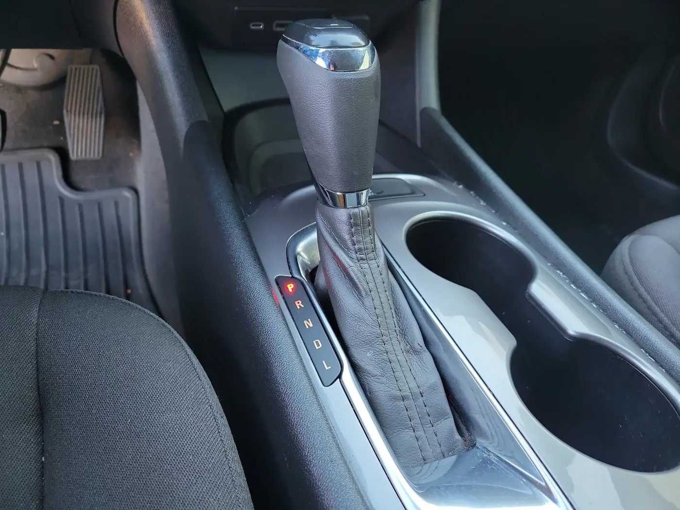 2020 Chevrolet Malibu - $13,998