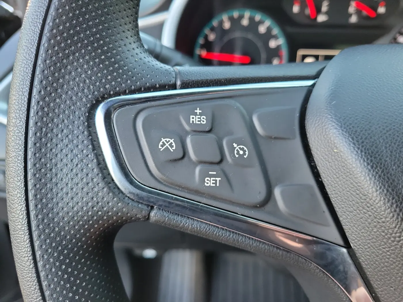 2020 Chevrolet Malibu - $13,998