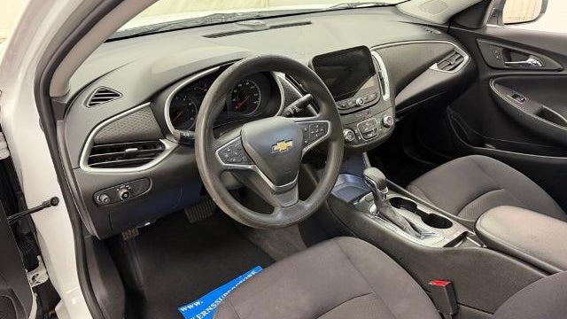 2022 Chevrolet Malibu LS