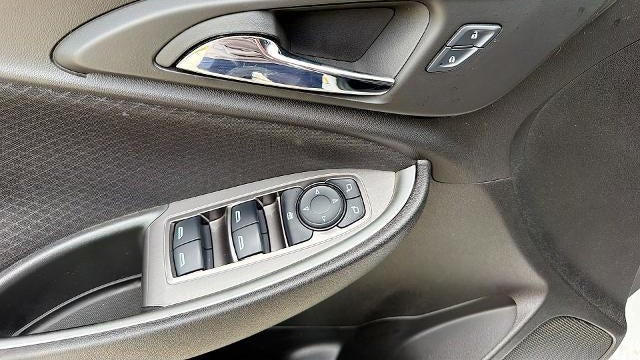 2025 Chevrolet Malibu LS