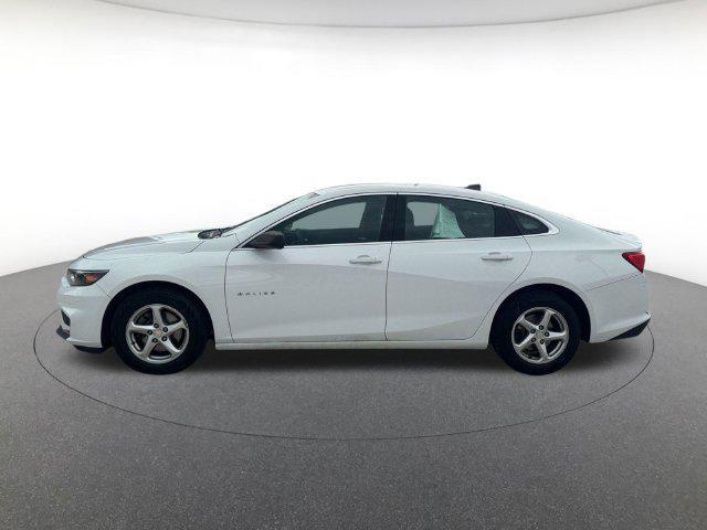 2017 Chevrolet Malibu - $13,500