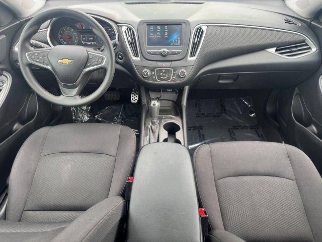 2017 Chevrolet Malibu - $13,500
