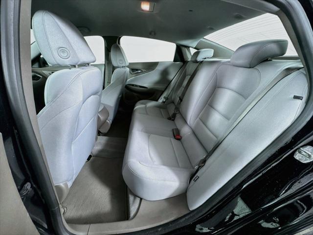 2024 Chevrolet Malibu - $17,475