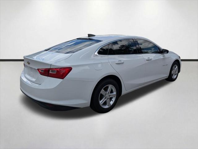2020 Chevrolet Malibu - $12,363