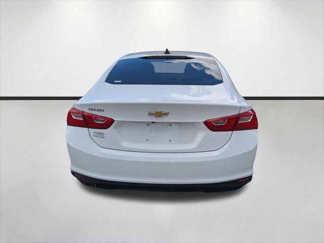 2020 Chevrolet Malibu - $12,363