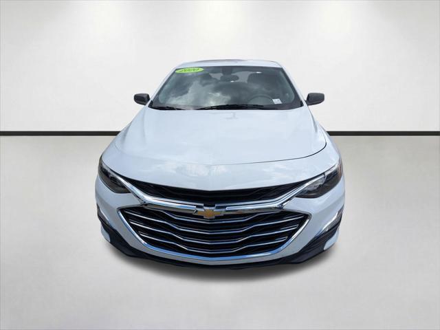 2020 Chevrolet Malibu - $12,363