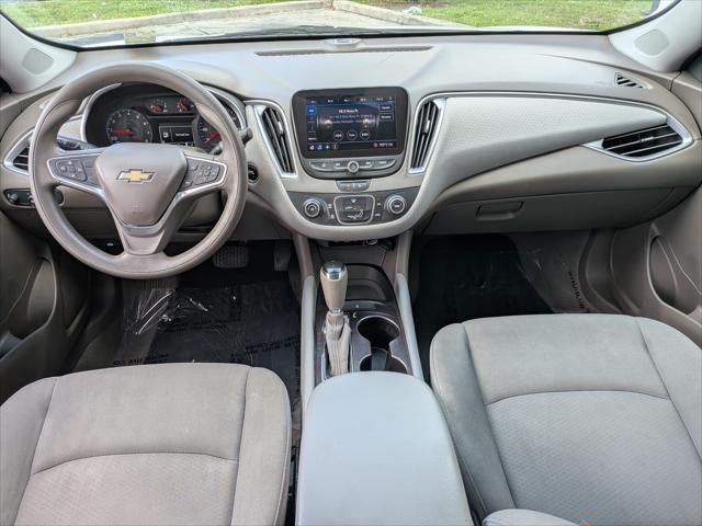 2020 Chevrolet Malibu - $12,363