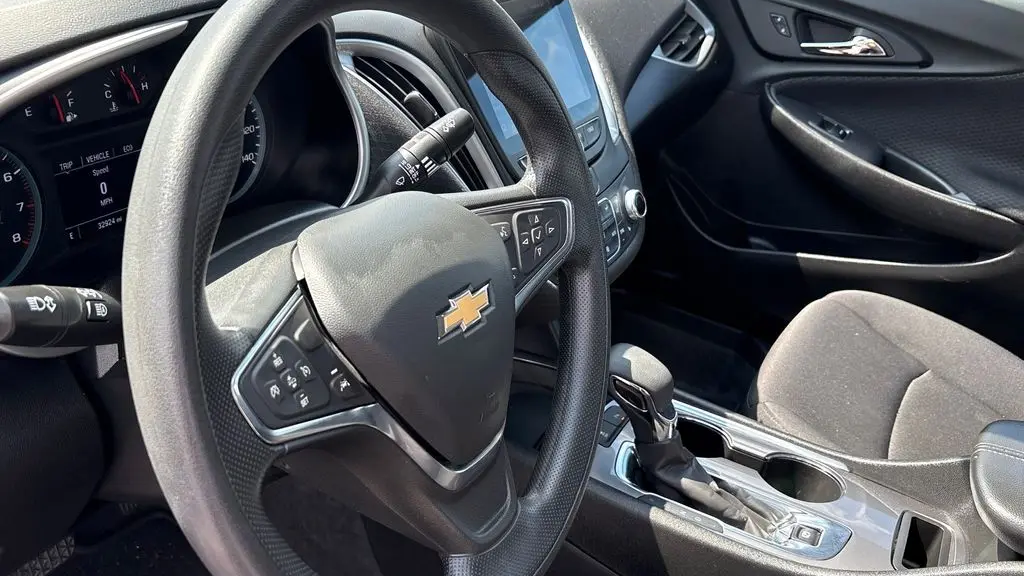 2025 Chevrolet Malibu LT
