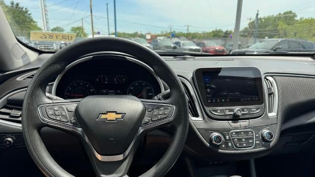 2025 Chevrolet Malibu LT