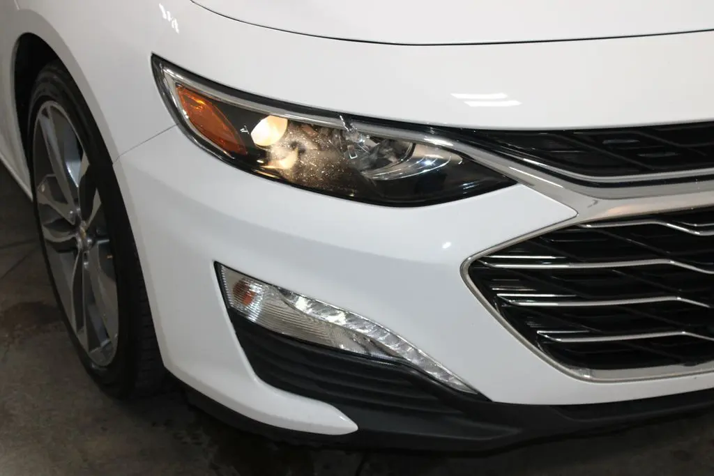 2025 Chevrolet Malibu - $17,998