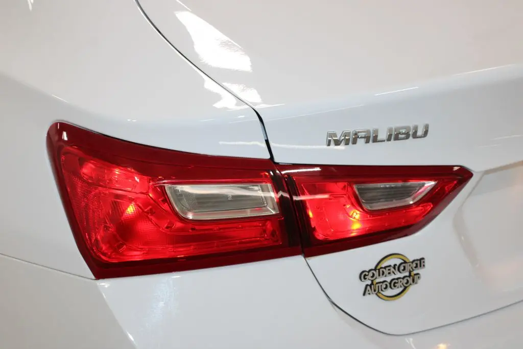 2025 Chevrolet Malibu - $17,998