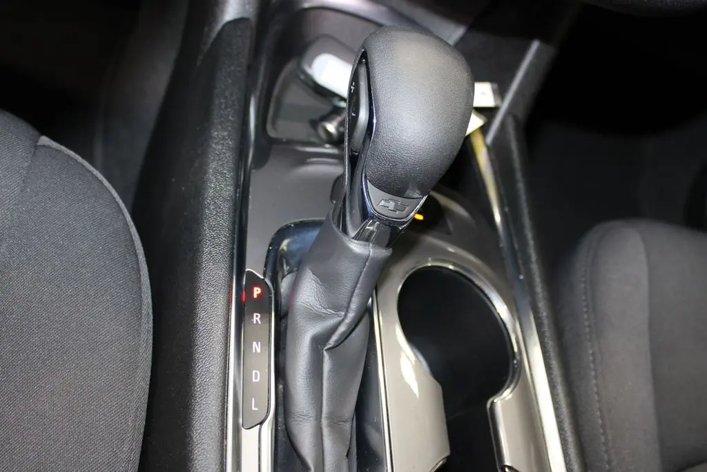 2025 Chevrolet Malibu - $17,998