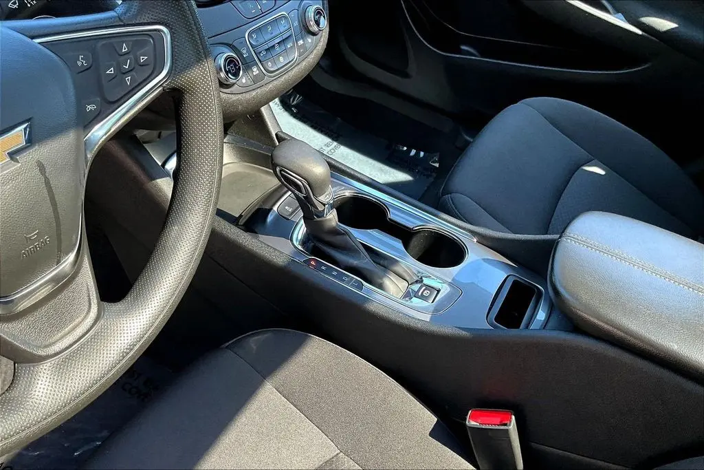 2024 Chevrolet Malibu - $18,998