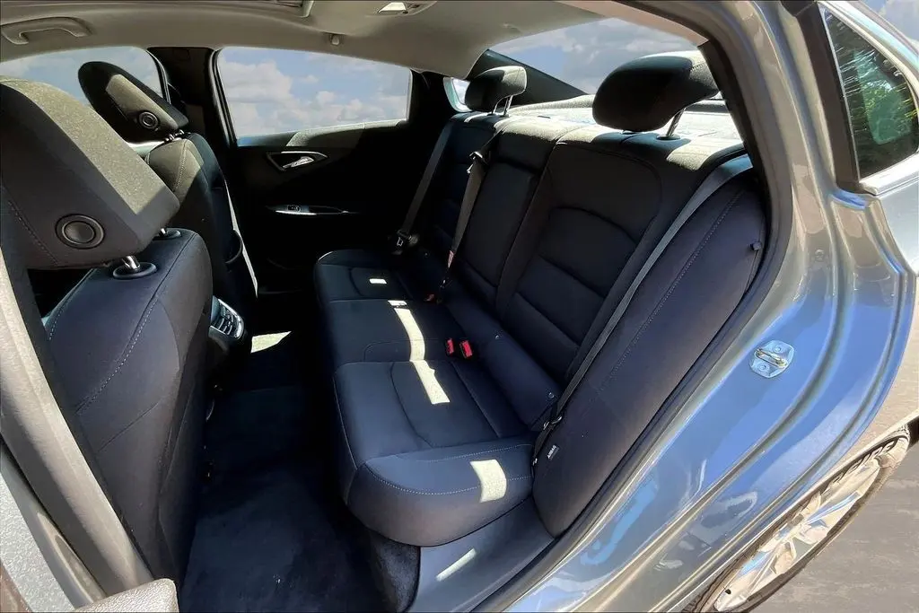 2024 Chevrolet Malibu - $18,998